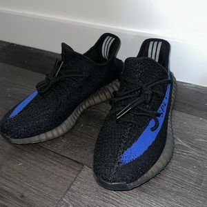Yeezy 350 V2 Dazzling blue
